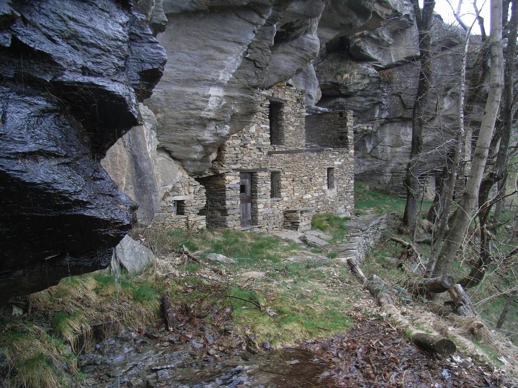 U Tej Bed and Breakfast Cumiana Exteriör bild